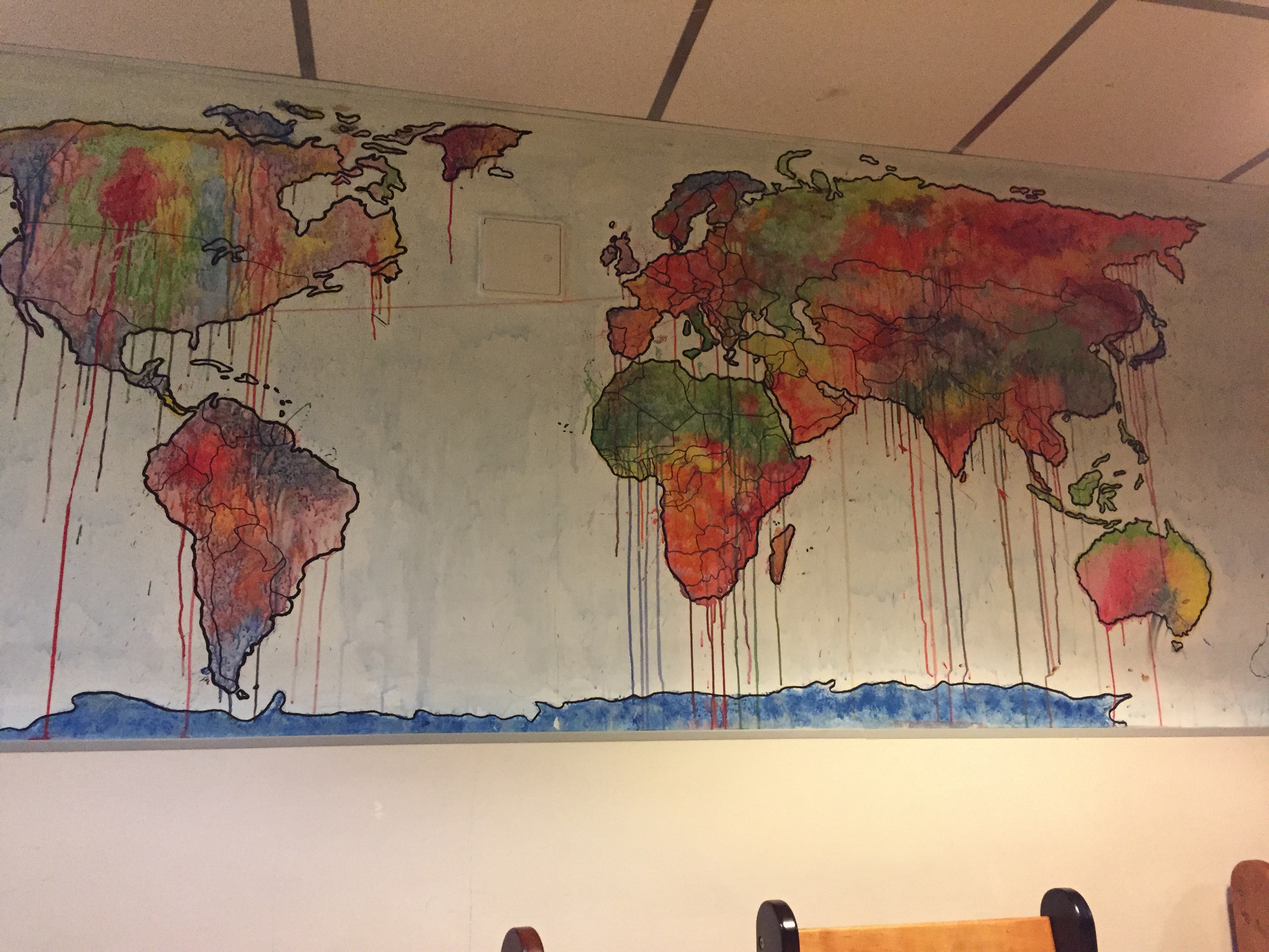 キエフの宿にあったホラーみたいな世界地図